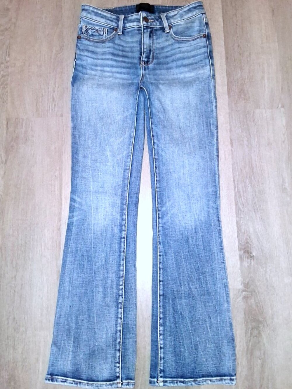 Buckle Black Fit No. 53 Bootcut Jeans Size 26 x 30 Distressed Denim Boot Cut